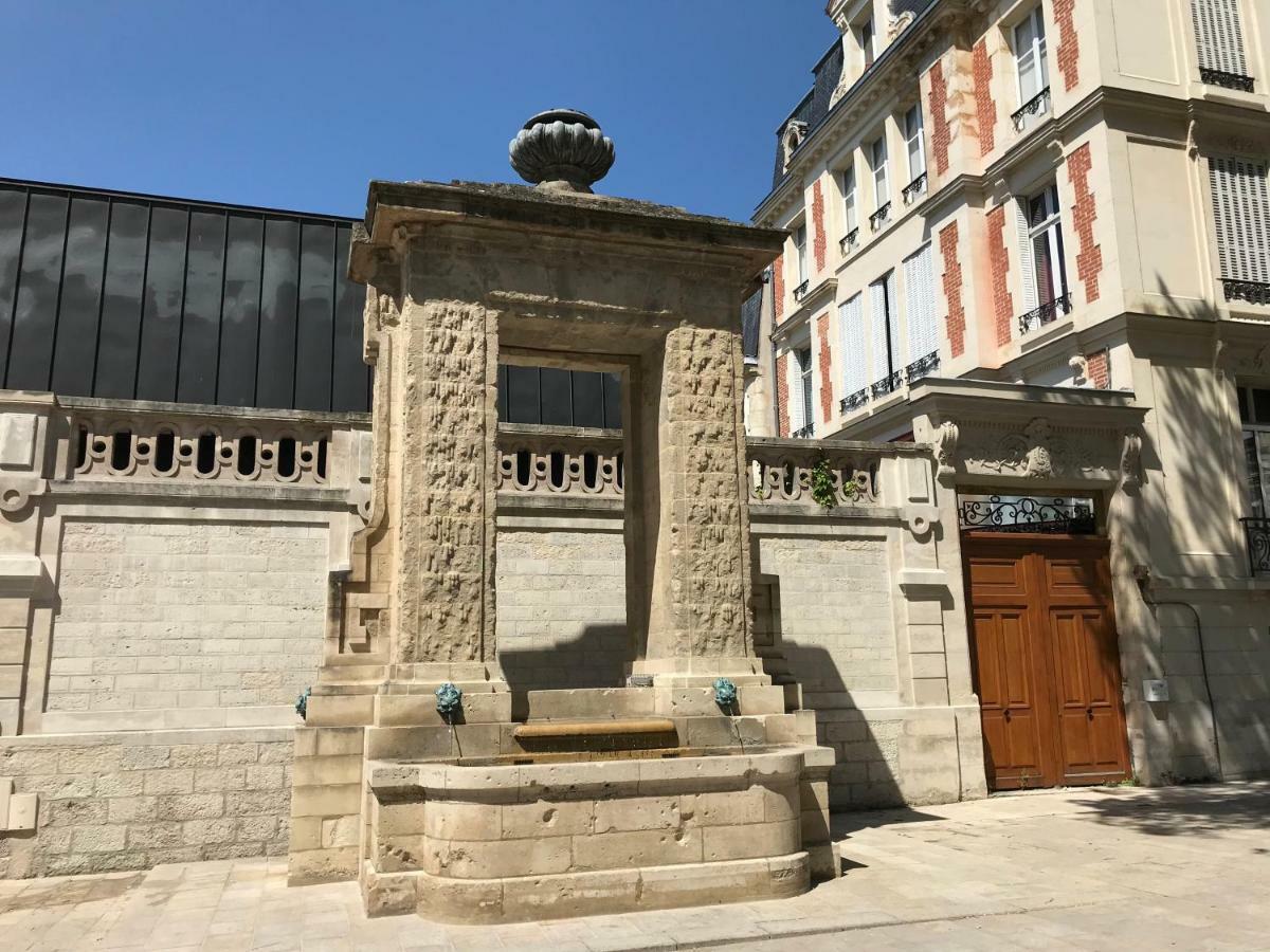Cours Langlet Apartment Reims Luaran gambar